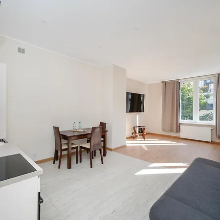Apartment Przybyszewskiego Urban By Bookinghost